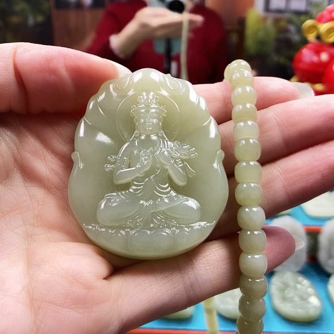 和田玉未镶嵌颈饰006莲花观音