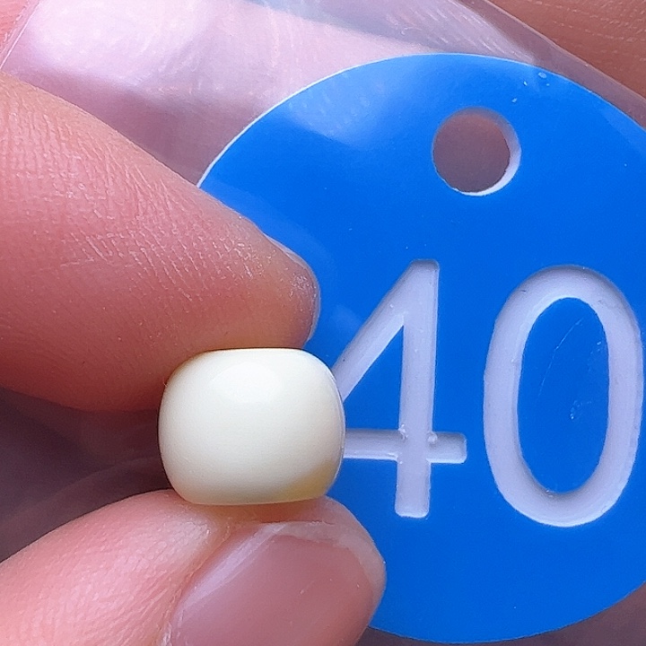 蜜蜡裸石未镶嵌9m m