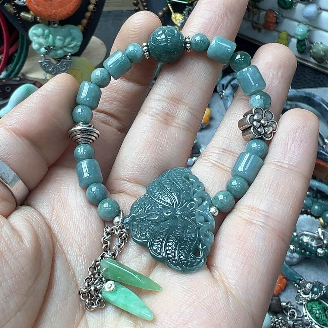 翡翠戒指未镶嵌炸