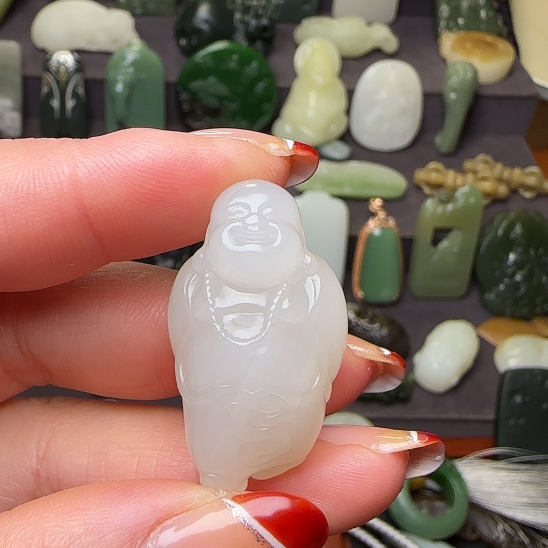 和田玉颈饰未镶嵌