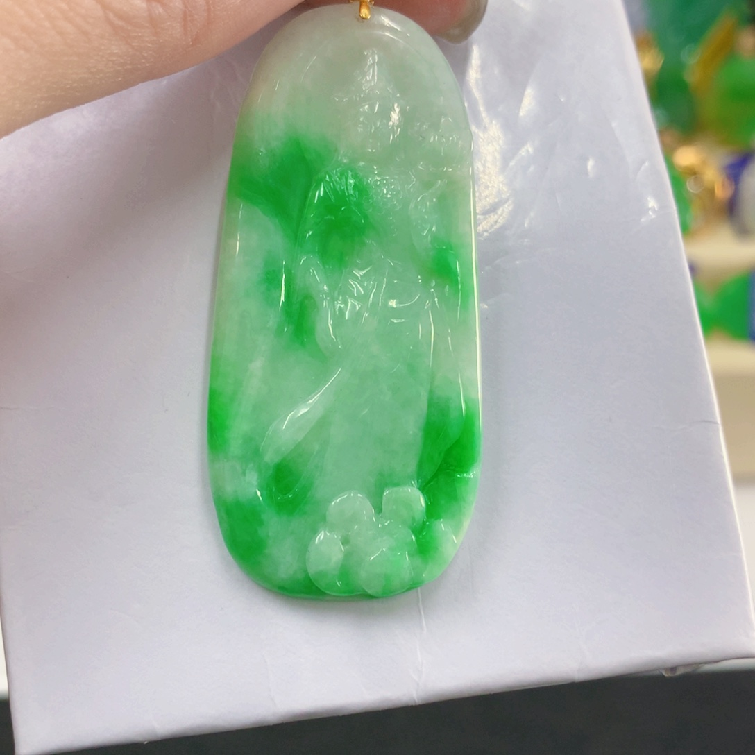 吊坠(不含链)18K金镶嵌翡翠