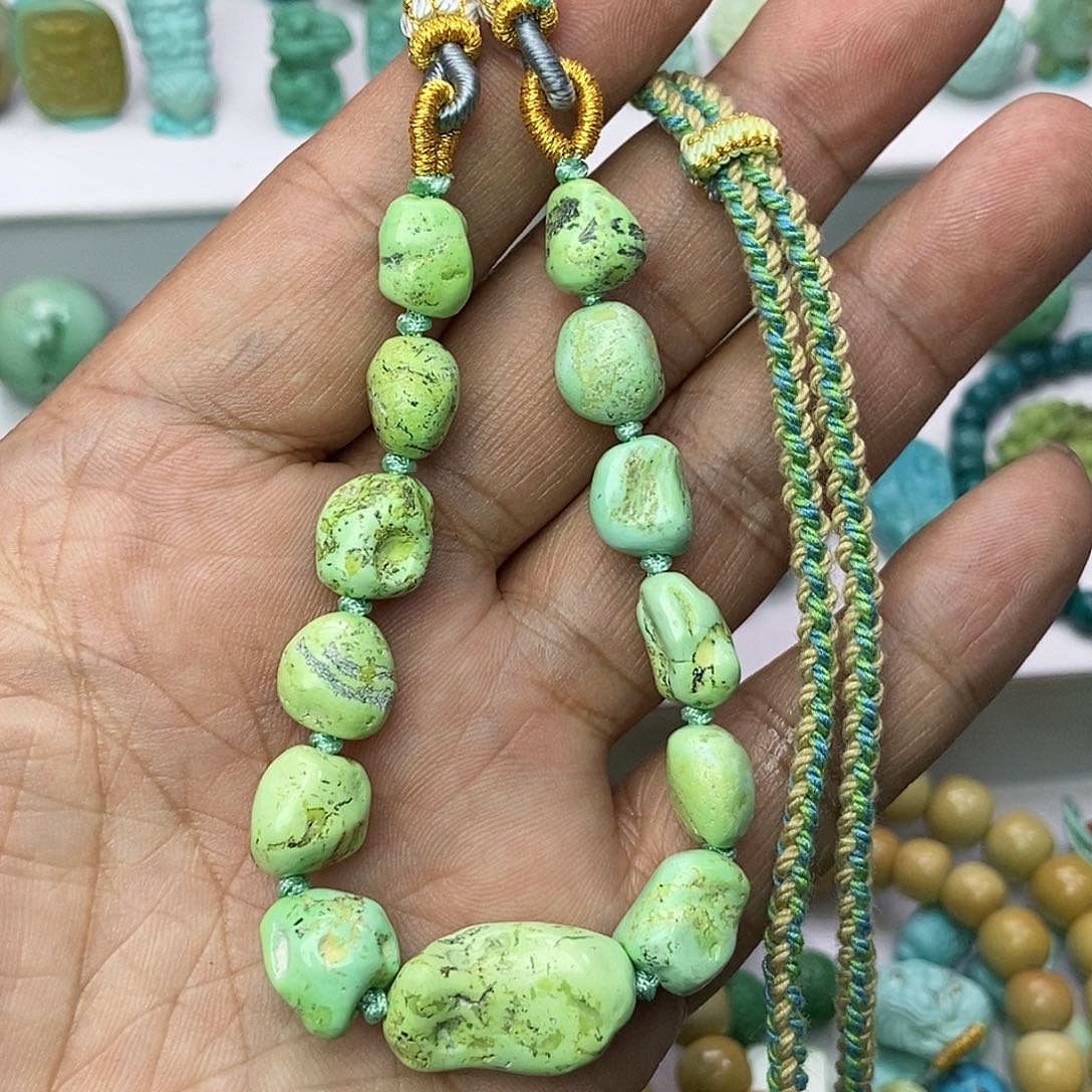 绿松石配饰未镶嵌