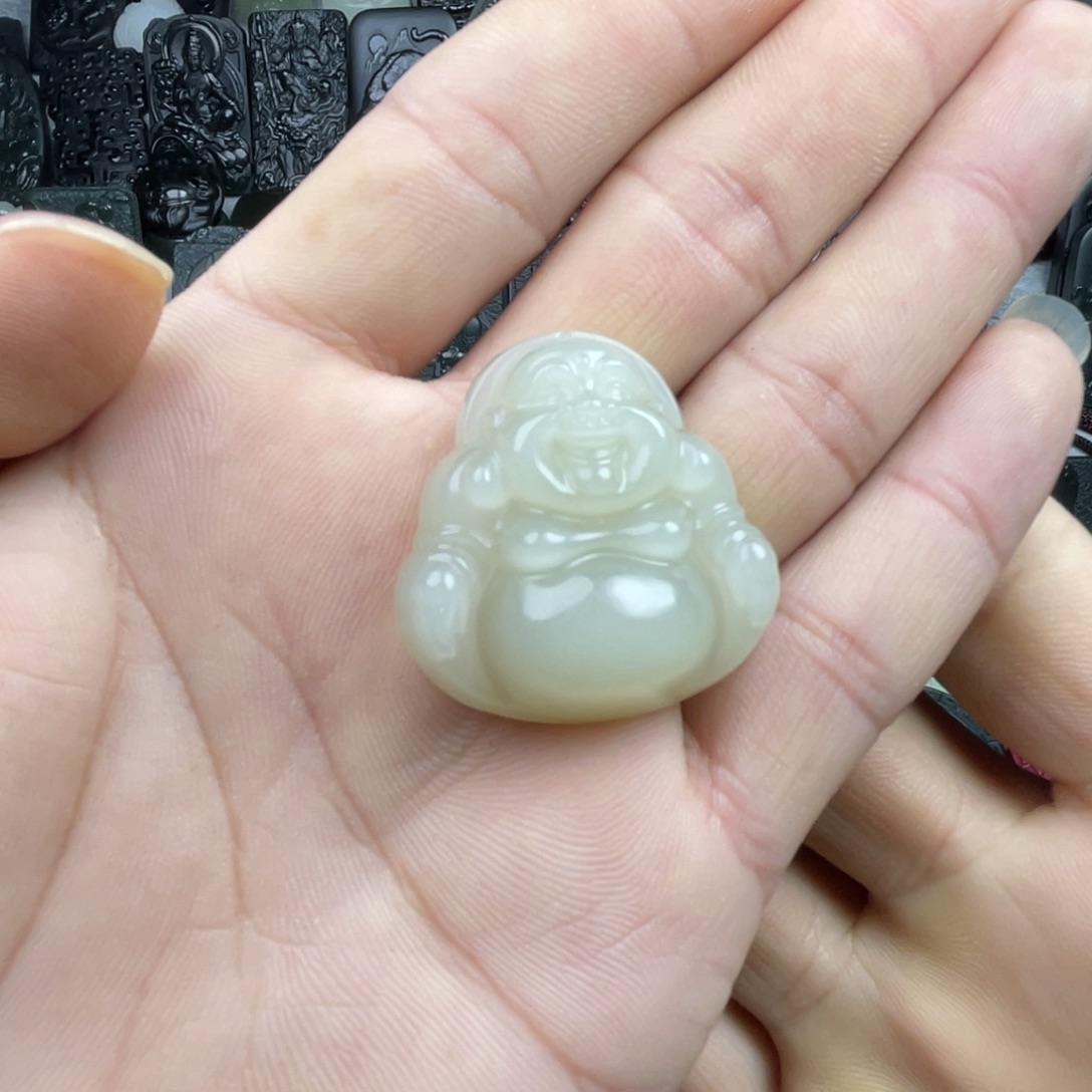 颈饰未镶嵌和田玉