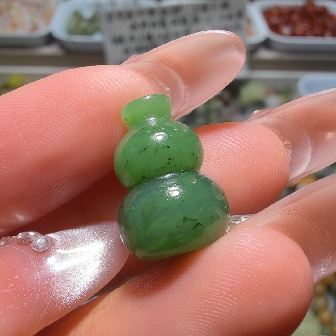 和田玉未镶嵌珠宝奇石