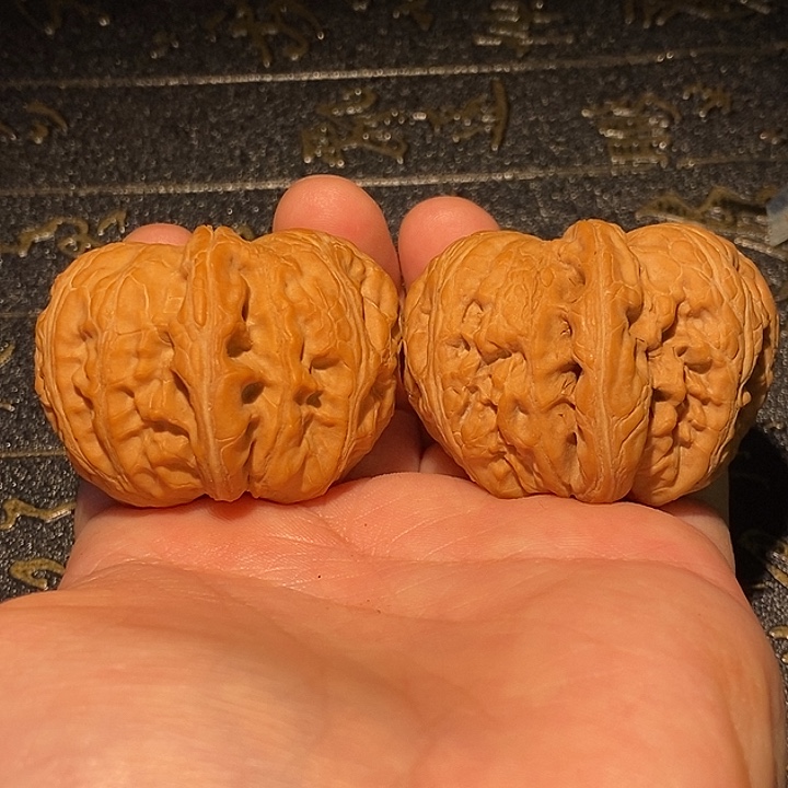 ****⁛手串/手链核桃45元宝有点水尖