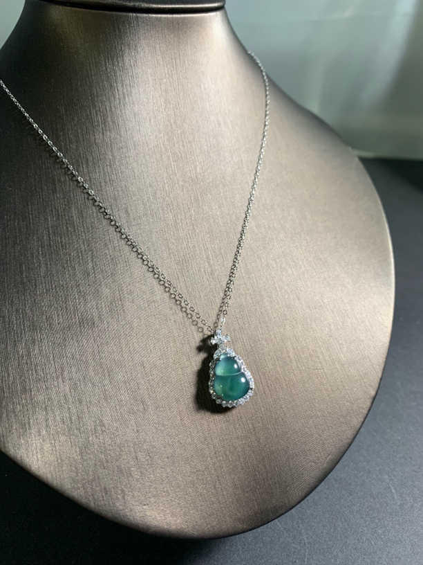 天然A货翡翠蓝水银镶葫芦吊坠（松柏珠宝）多样性发货一个 送银链