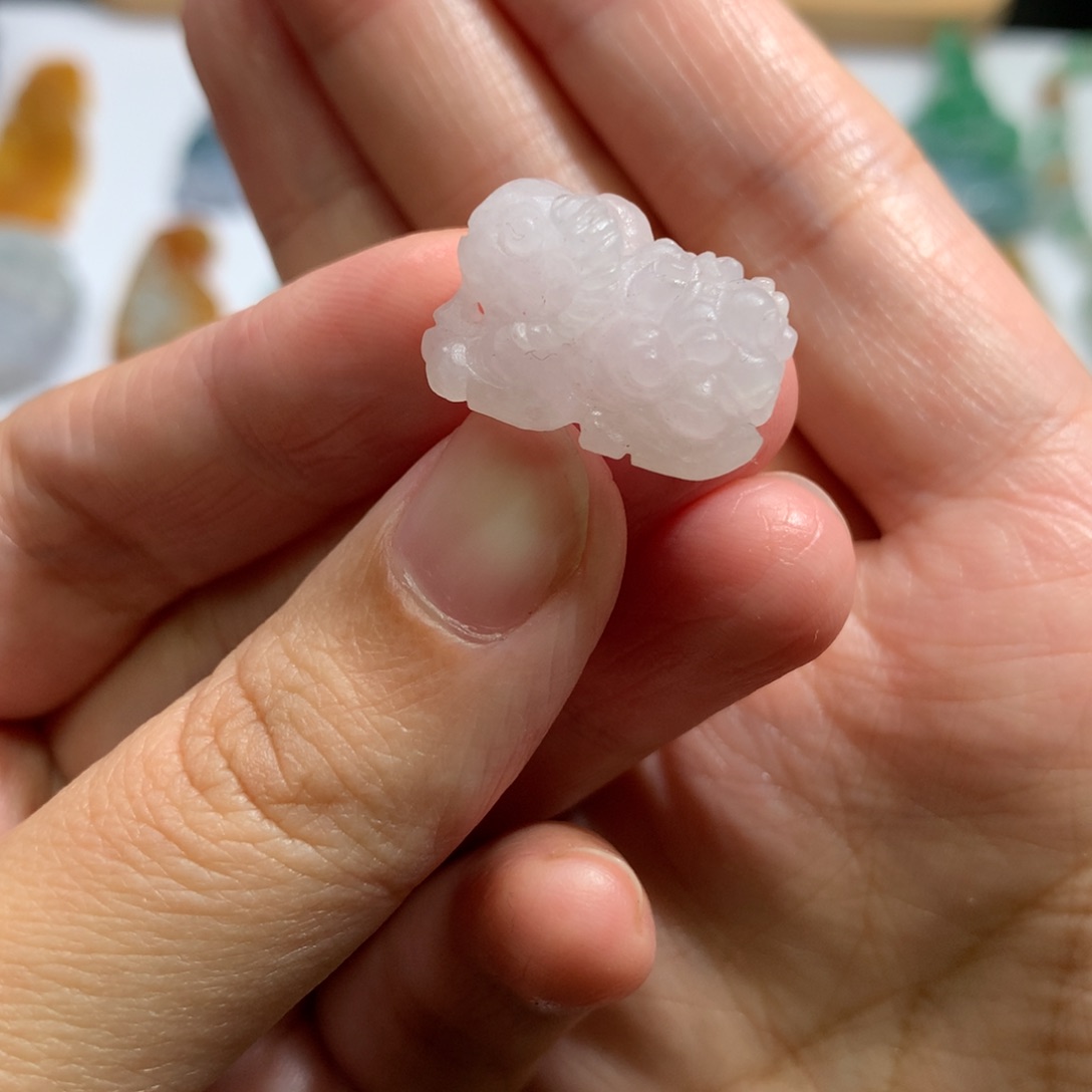 定制翡翠未镶嵌羊