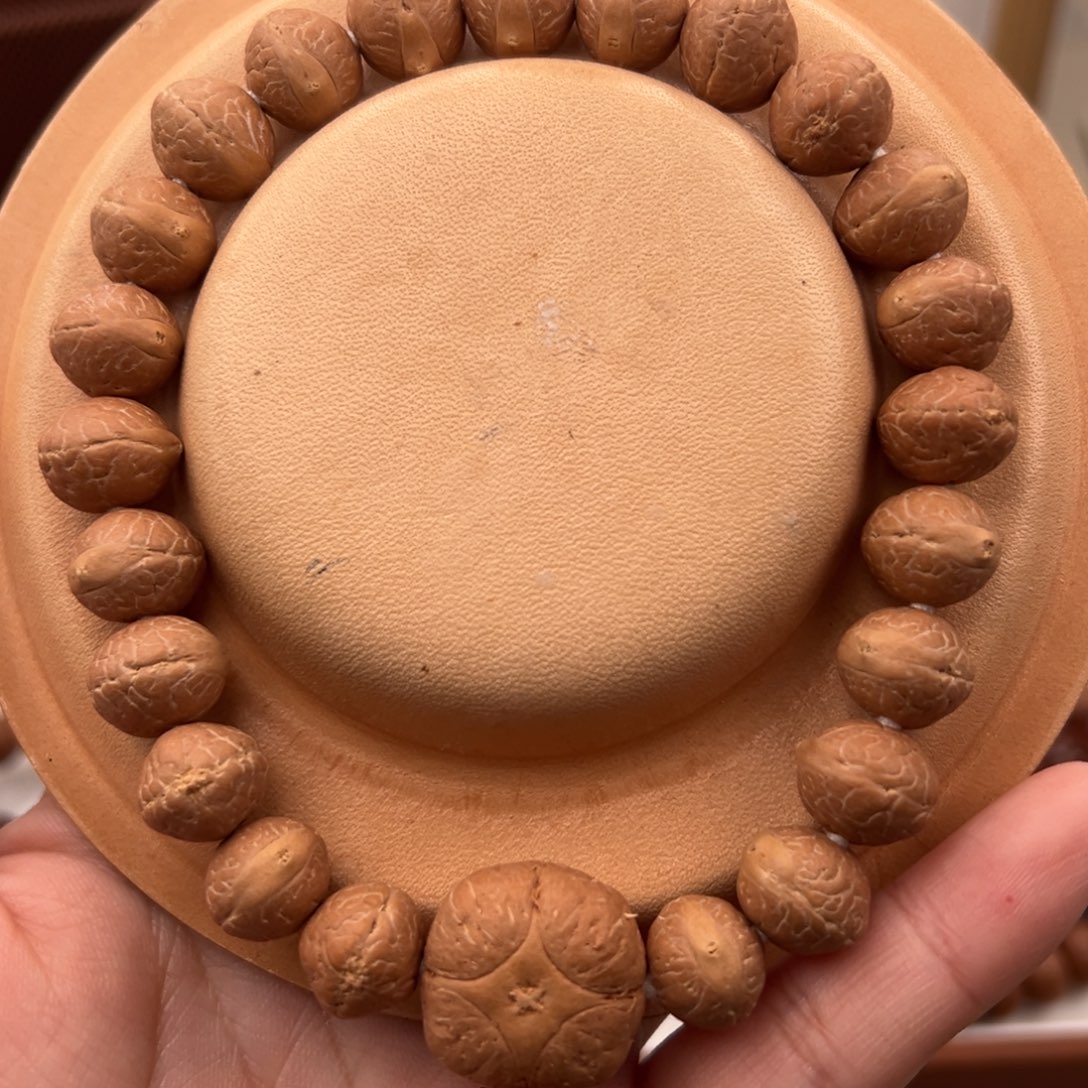 凤眼菩提吊坠TM实心籽11.3-11.4sss