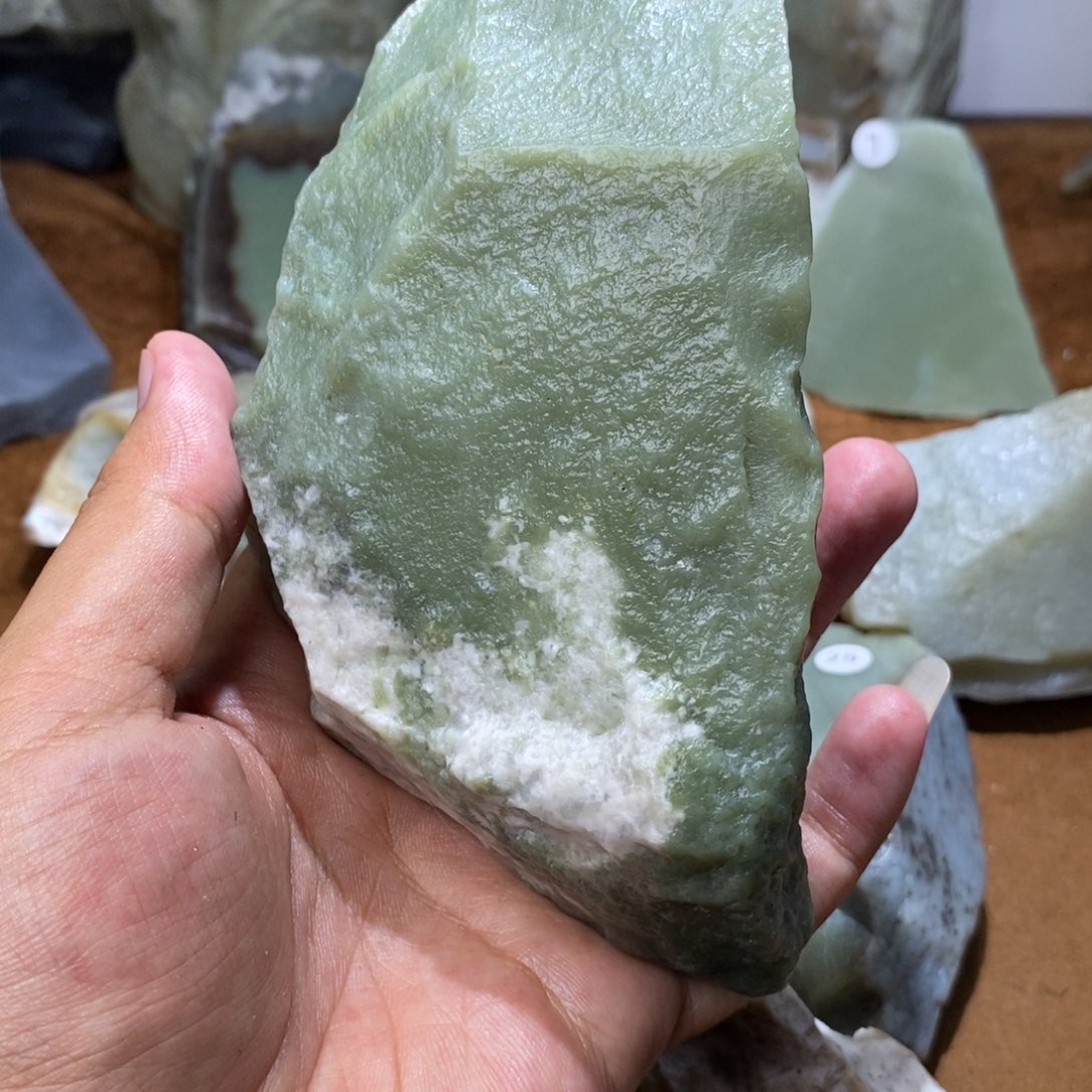 和田玉未镶嵌珠宝半成品A****美