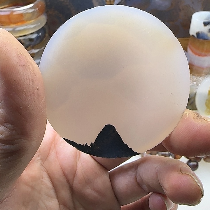 用***哥玛瑙/玉髓未镶嵌颈饰