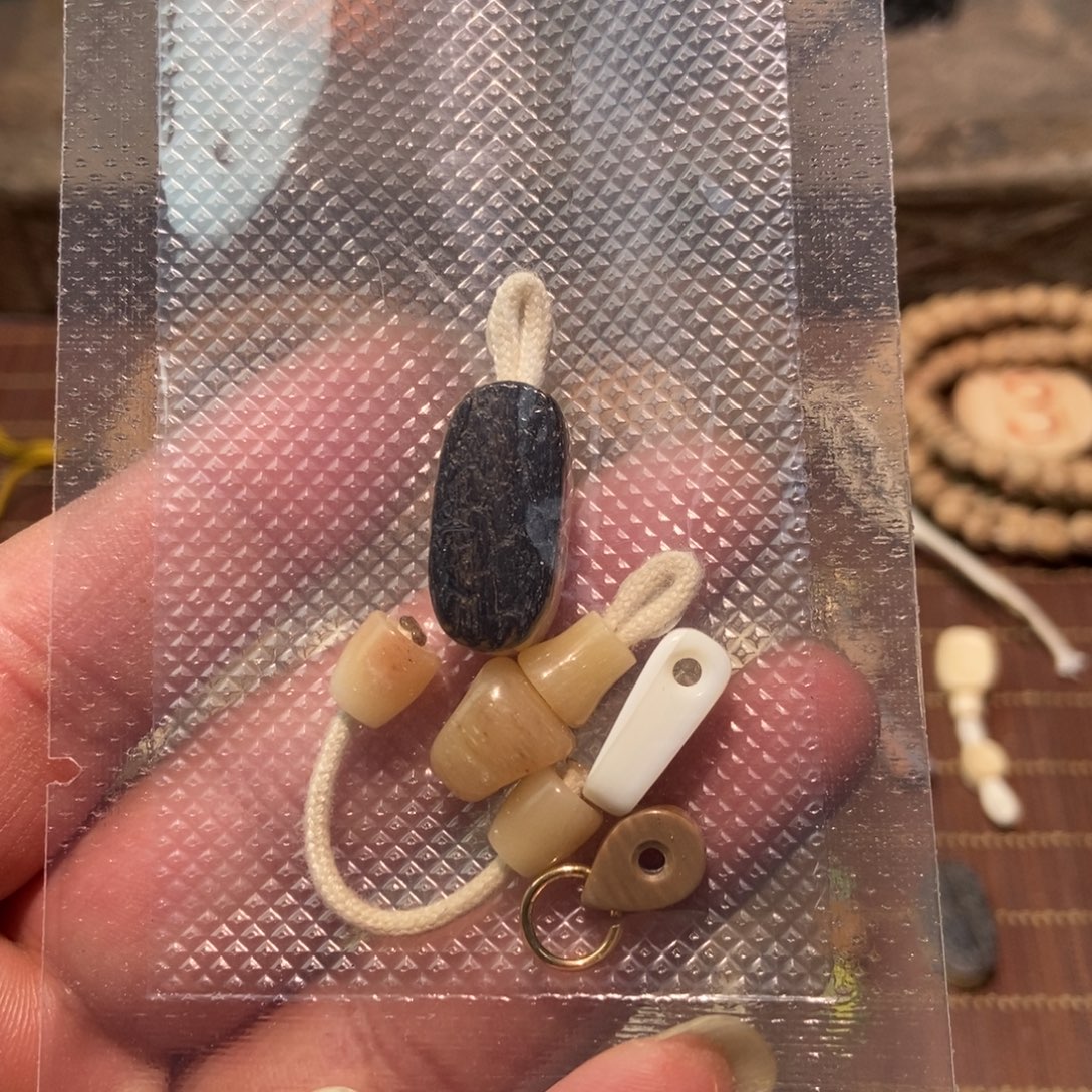 筑***℡吊坠柏香籽/百香籽