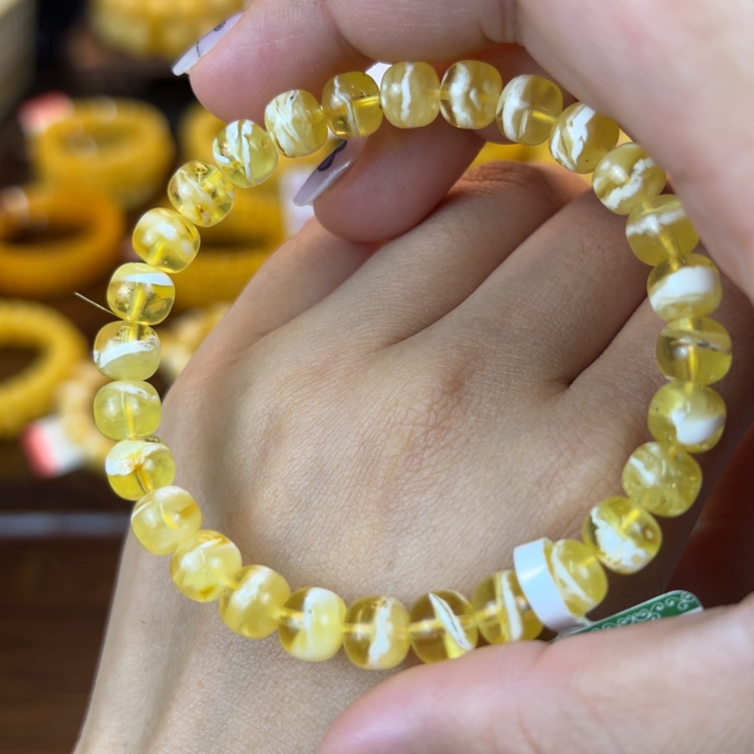 琥珀裸石未镶嵌jjhhhhhnnn