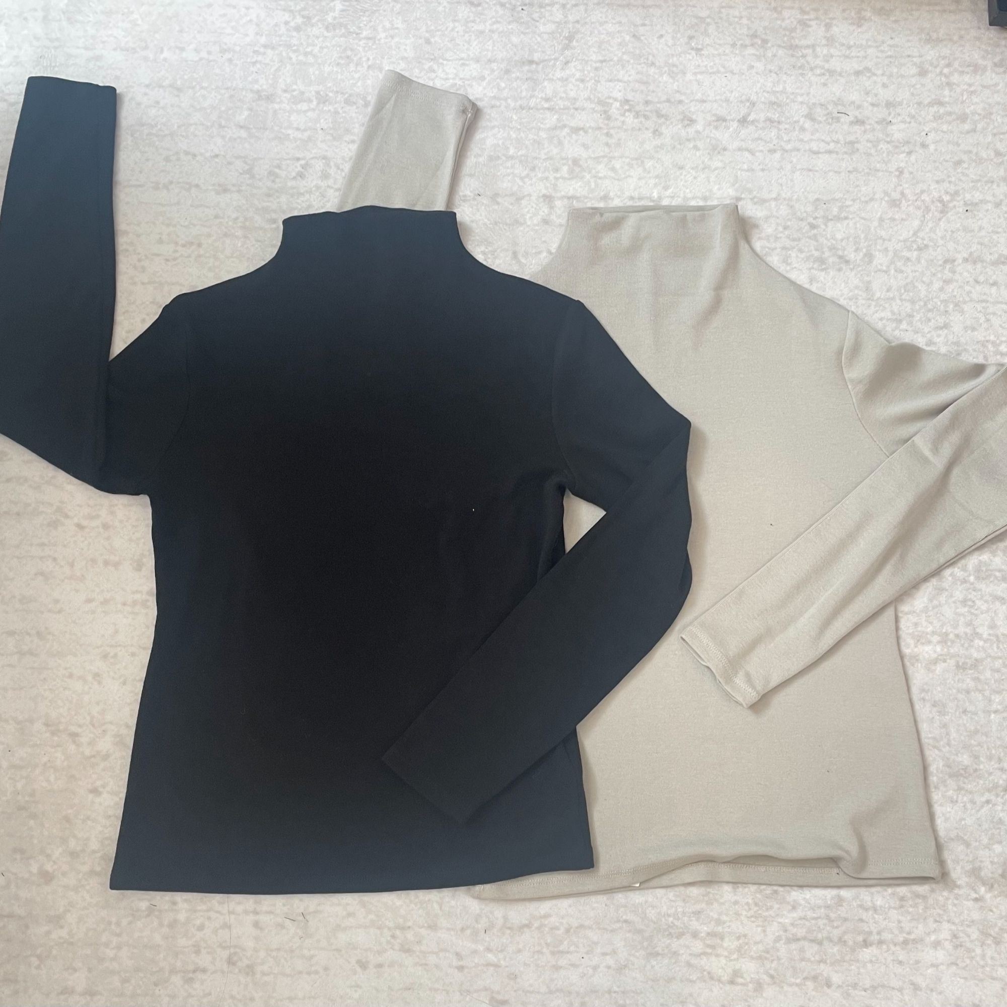 休闲风半高领修身型长袖打底衫内搭中领纯色