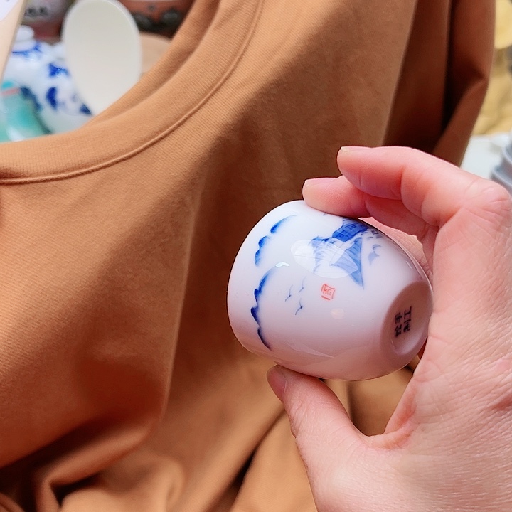 1555888988988658685885