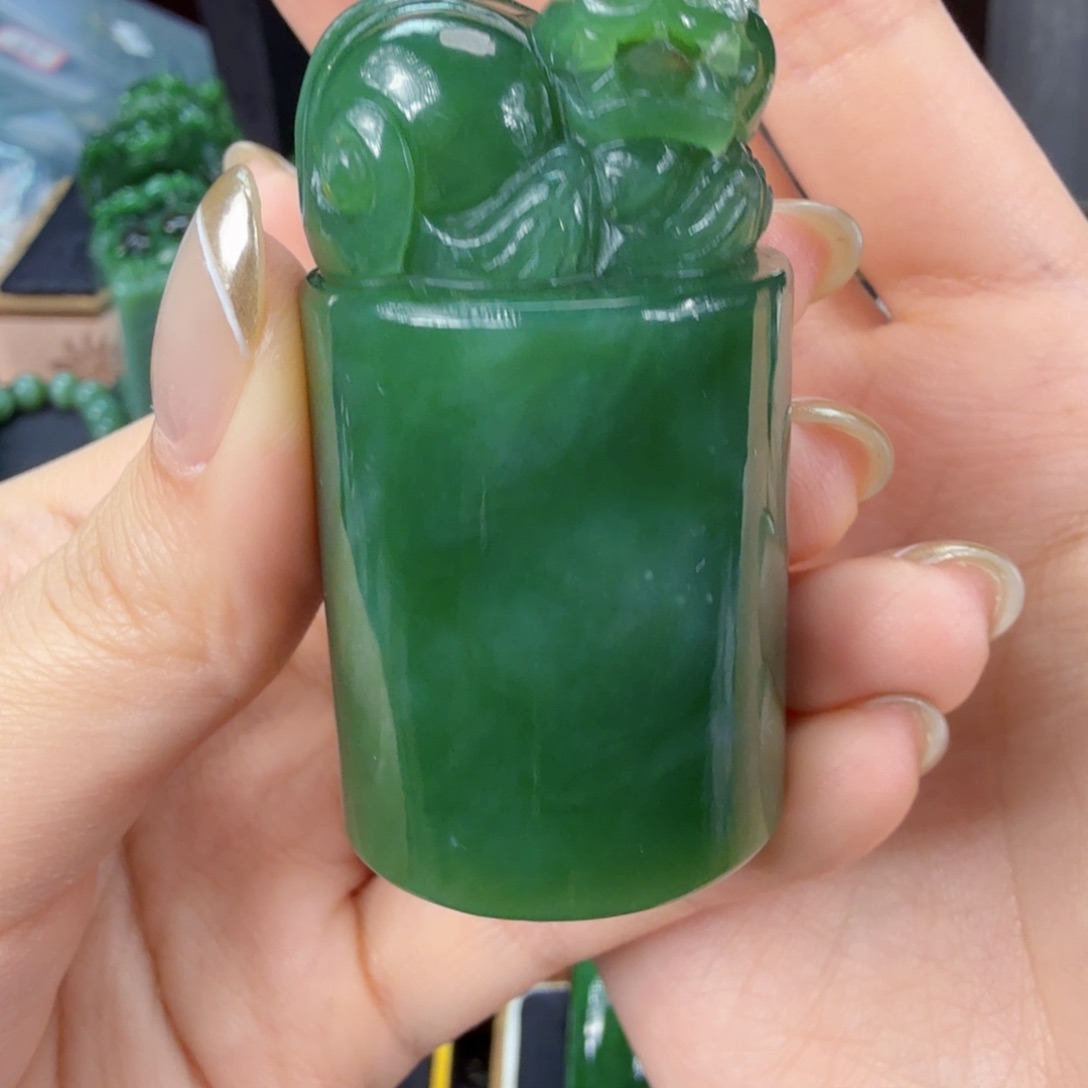 和田玉（碧玉）摆件未镶嵌