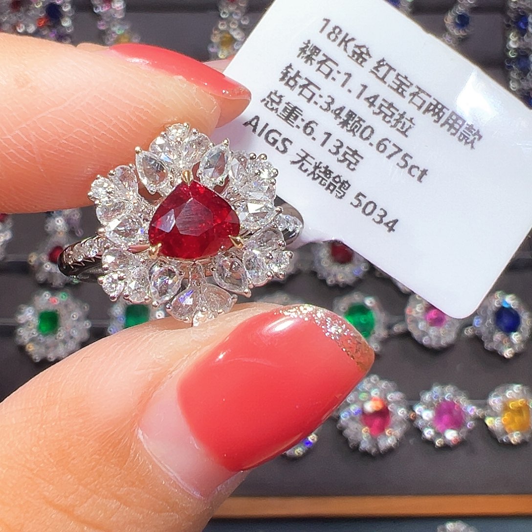 红宝石18K金镶嵌戒指