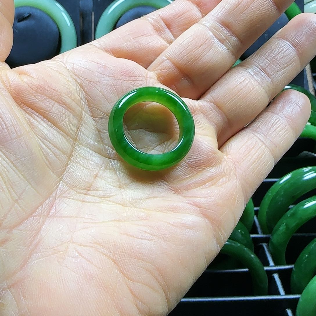 和田玉戒圈未镶嵌《**》