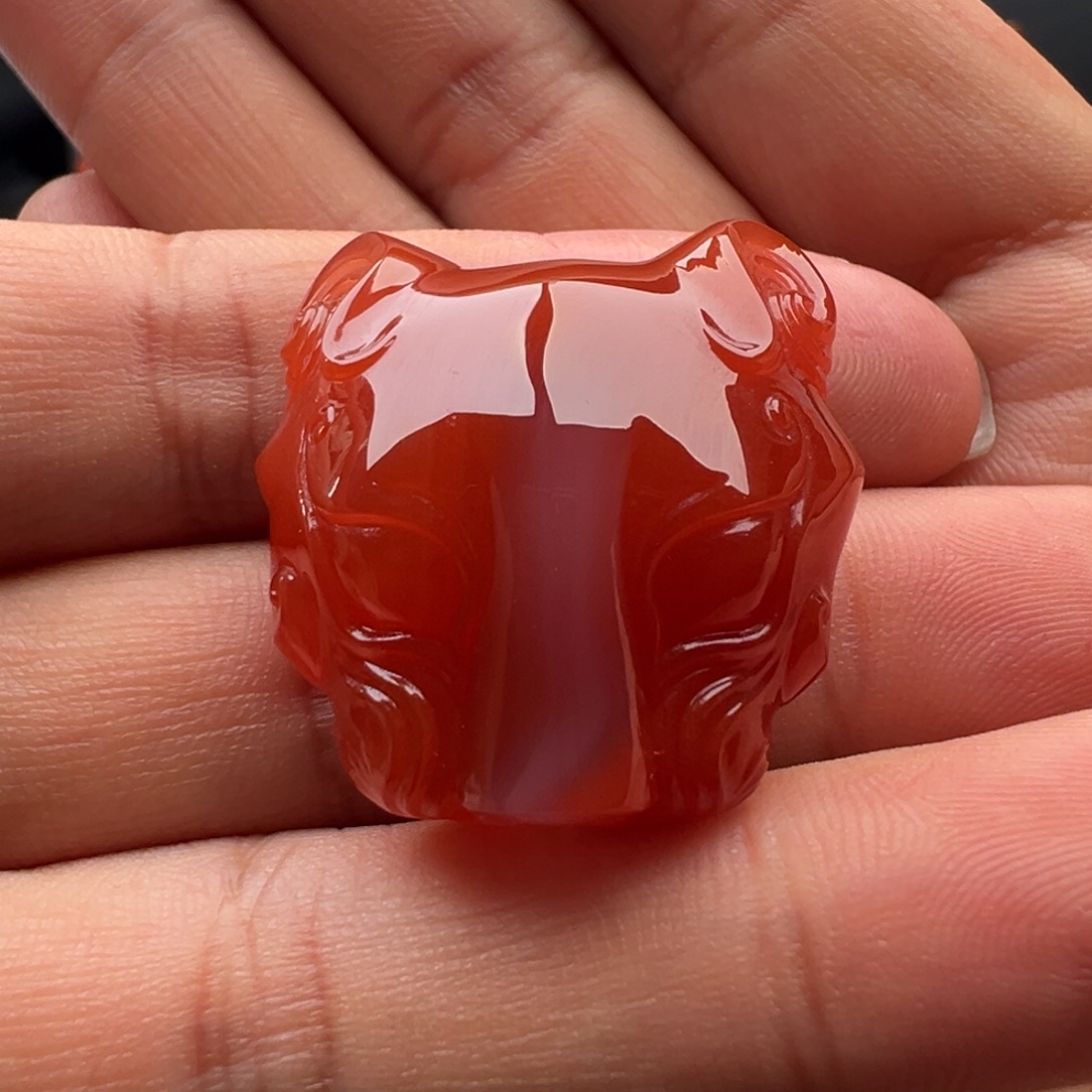 南红玛瑙未镶嵌狐狸