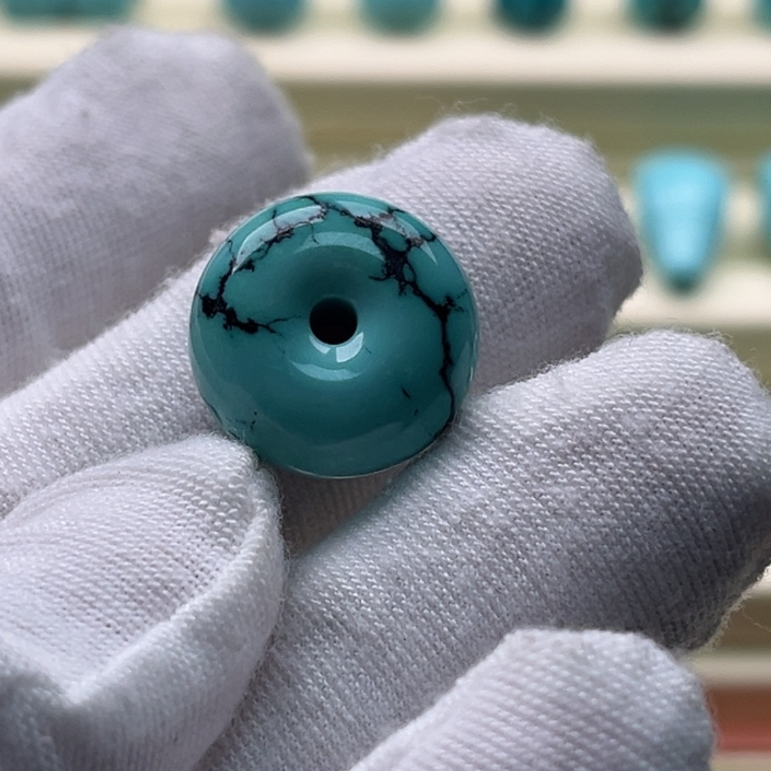 L***L绿松石未镶嵌配饰