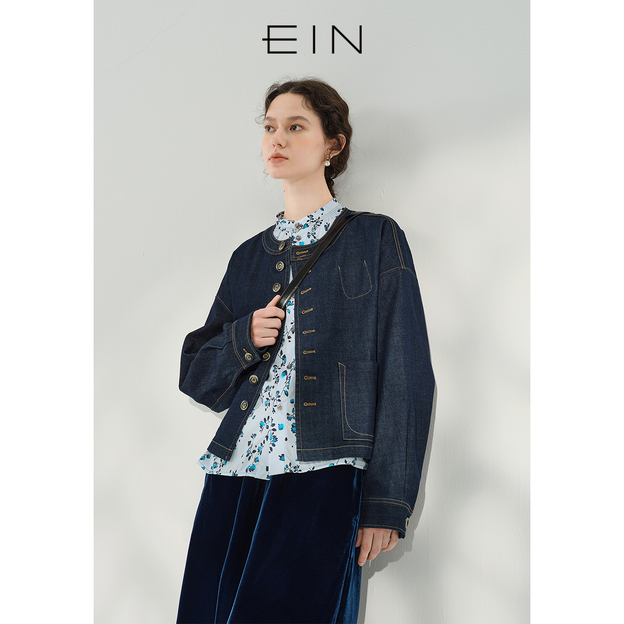 EIN/言【时髦知识分子】时髦知识分子撞色线迹牛仔短外套25春款