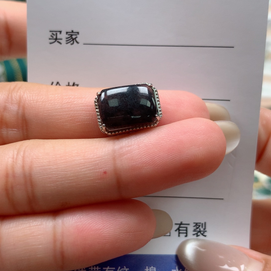 颈饰银S925镶嵌翡翠