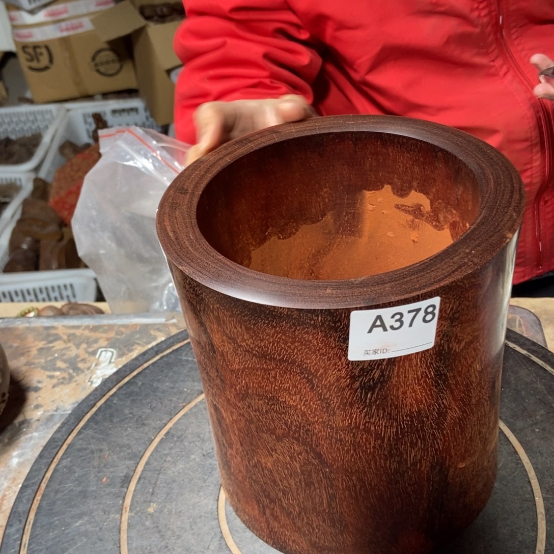 宇***木成品摆件福利放漏