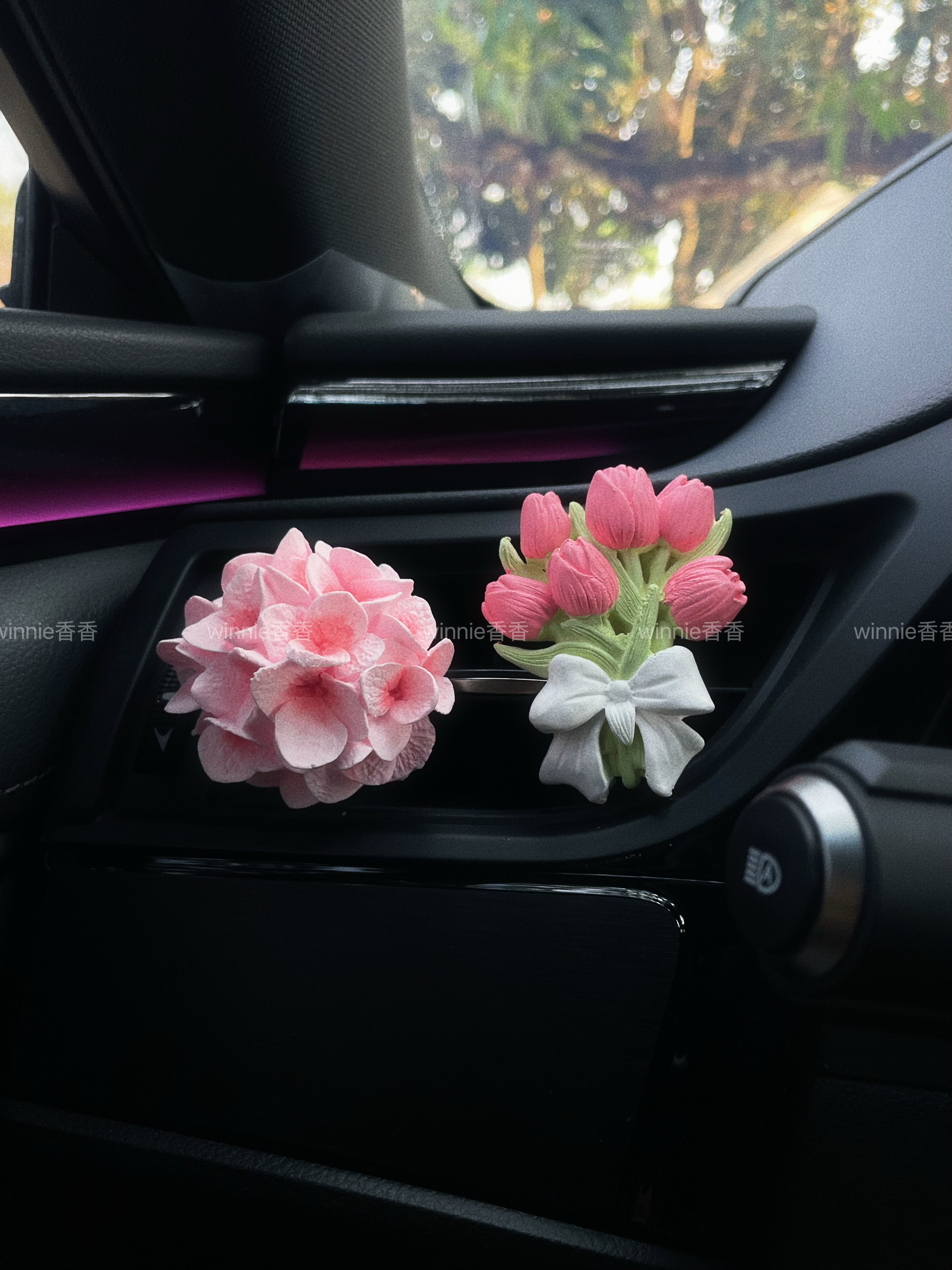 气质绣球花车载摆件香薰汽车空调出风口香氛装饰品