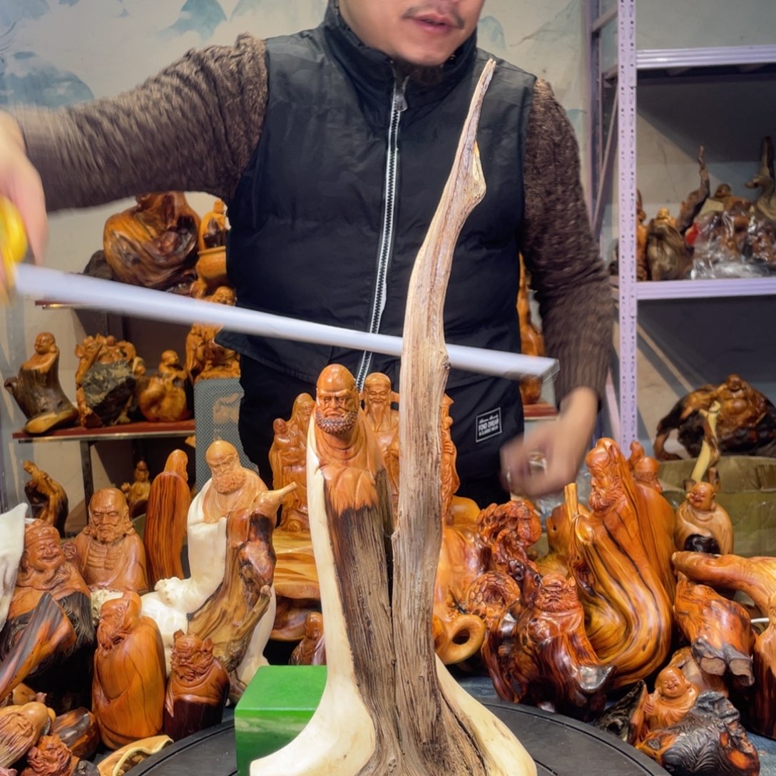 柏木（崖柏）。。。。。。。