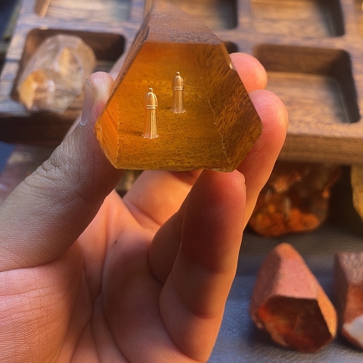 未镶嵌珠宝半成品水晶