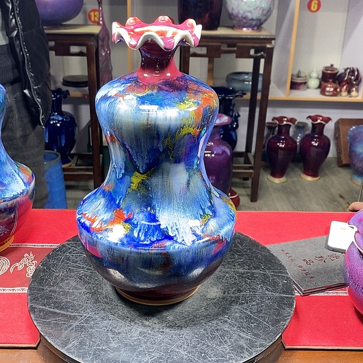 瓶中国神垕精品钧瓷