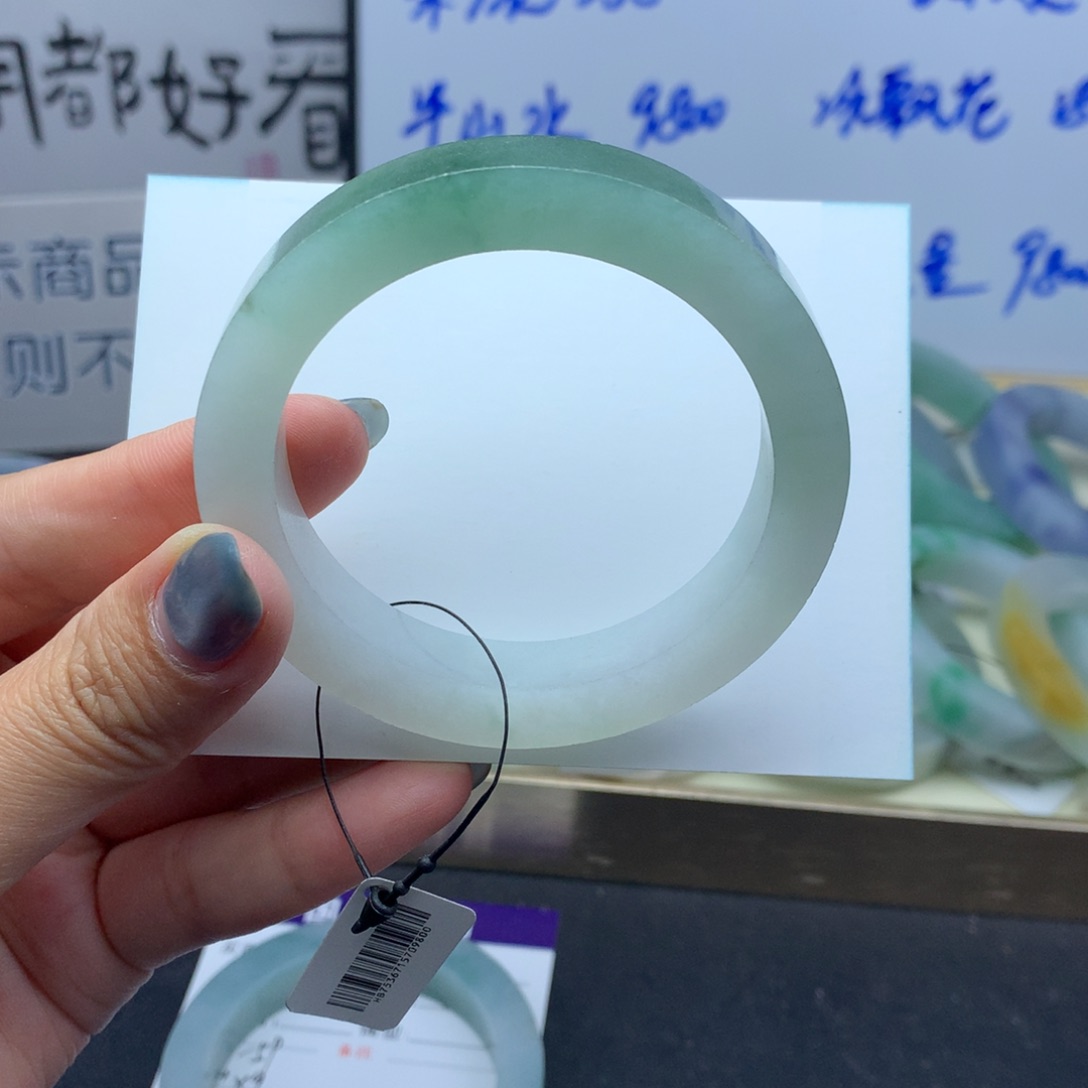 定制翡翠手镯未镶嵌