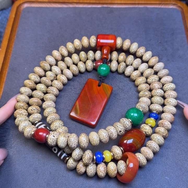 星月菩提吊坠于**争星月