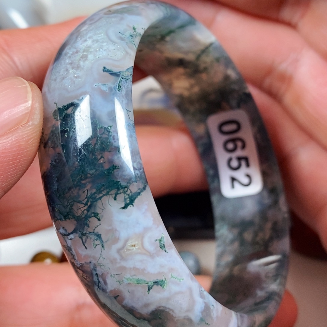 远***风玛瑙/玉髓未镶嵌颈饰