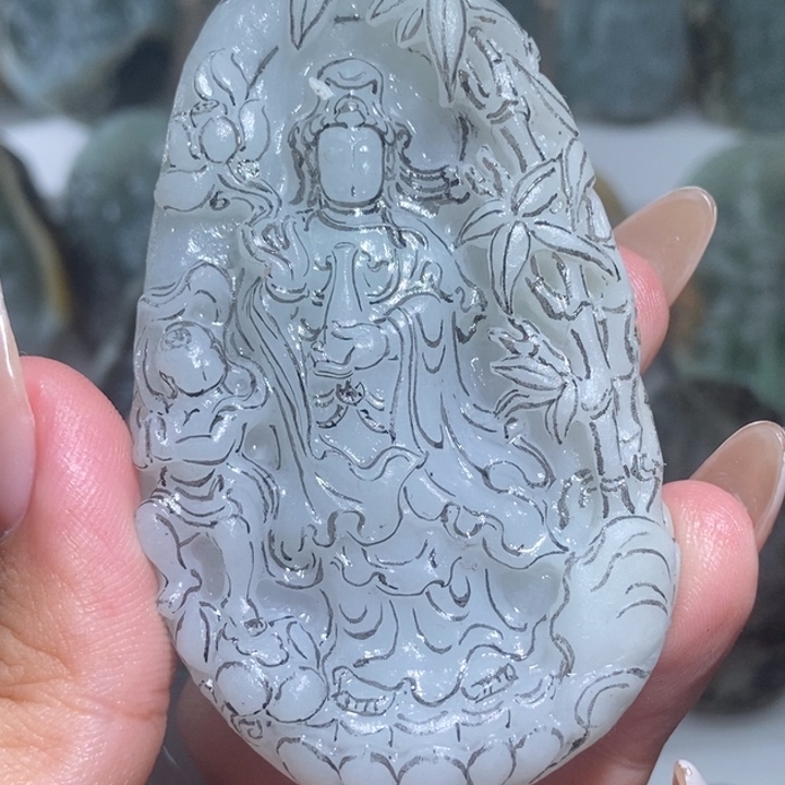 定制翡翠未镶嵌观音