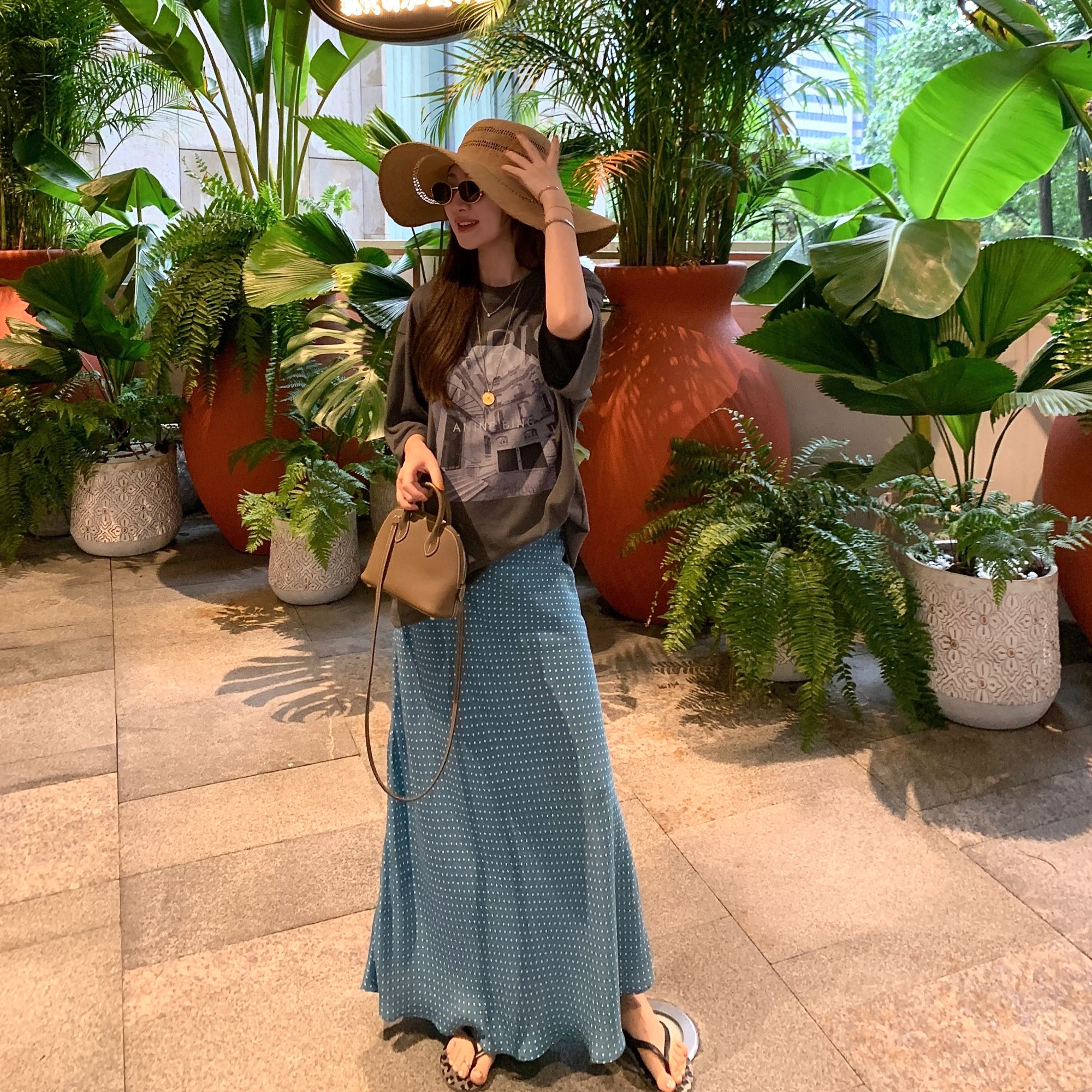 AIMURSE【普罗旺斯】小众设计师 气质穿搭夏季休闲T恤 AM1546