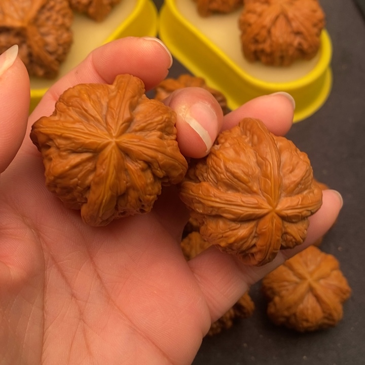 把件文玩核桃粘**草