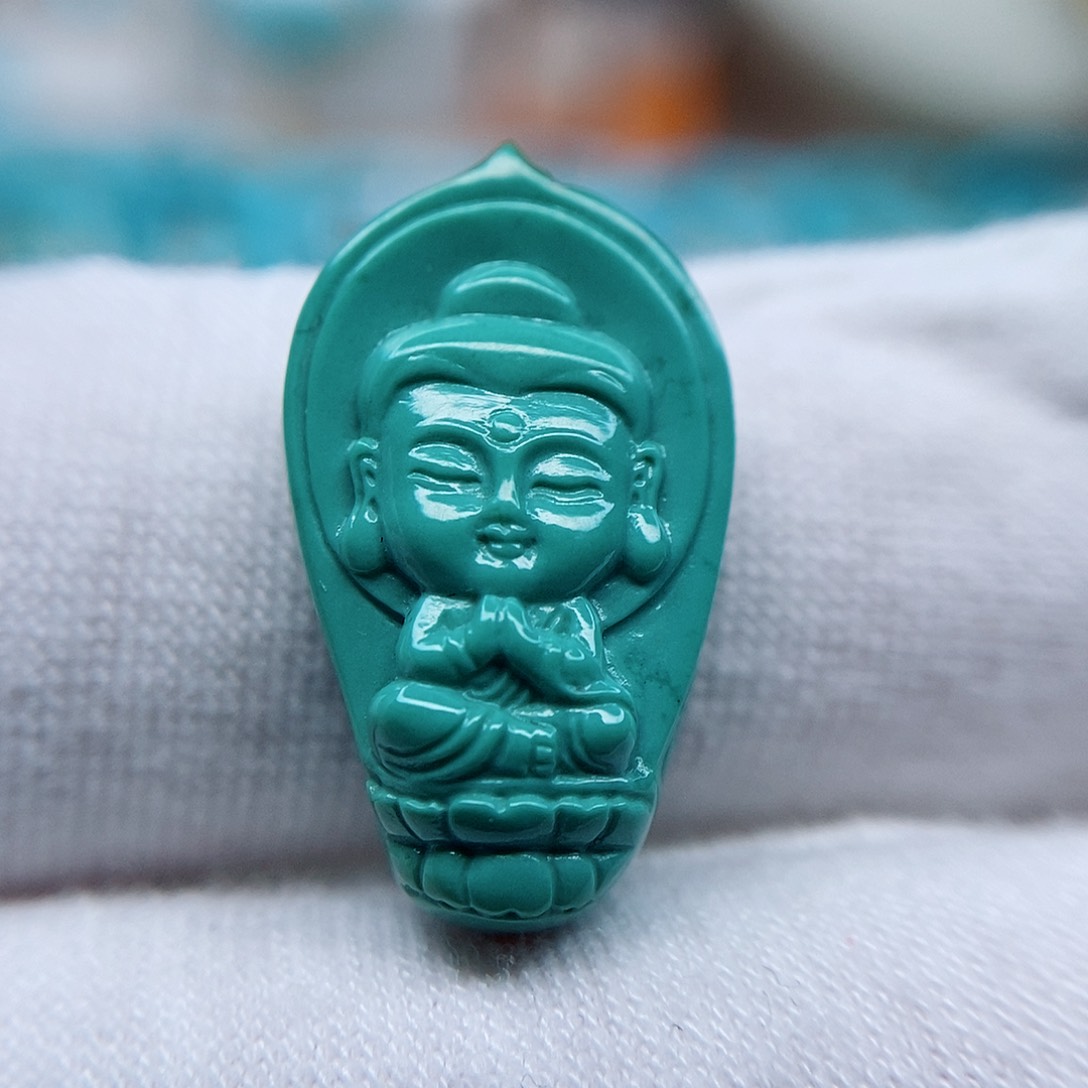 绿松石配饰未镶嵌