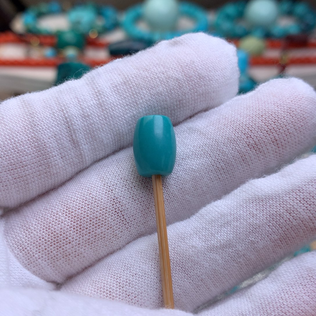 绿松石未镶嵌珠宝奇石10.7*8