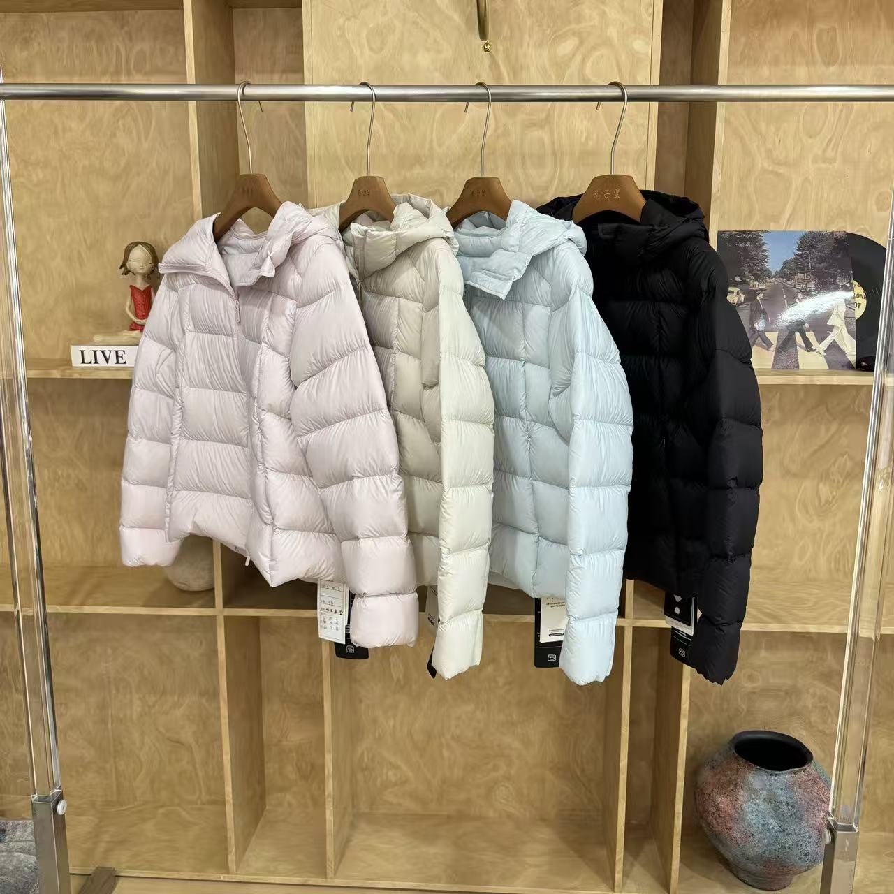 7890排骨连帽款95白鹅绒短款外套