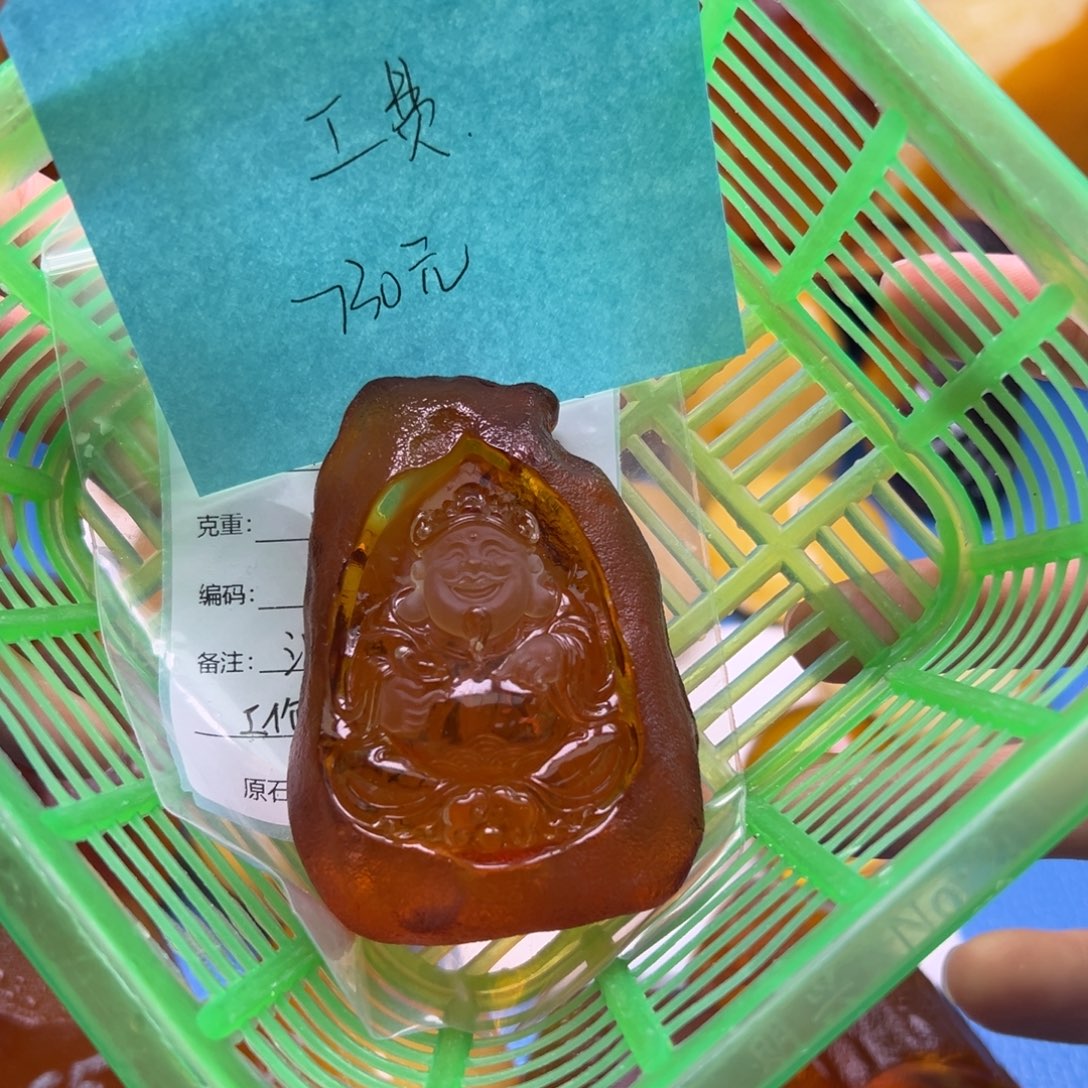 泷***鱼定制琥珀未镶嵌琥珀蜜蜡