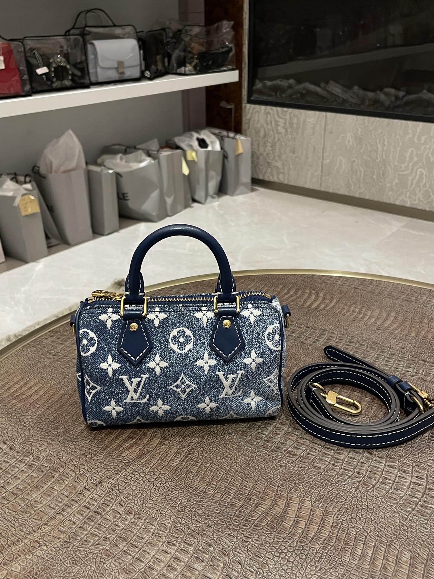 95新 LV LV 牛仔nano speedy单肩包/98新/NB10138