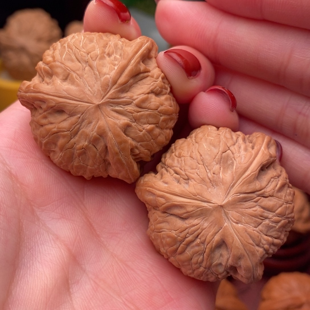 文玩核桃把件铁锤奔40