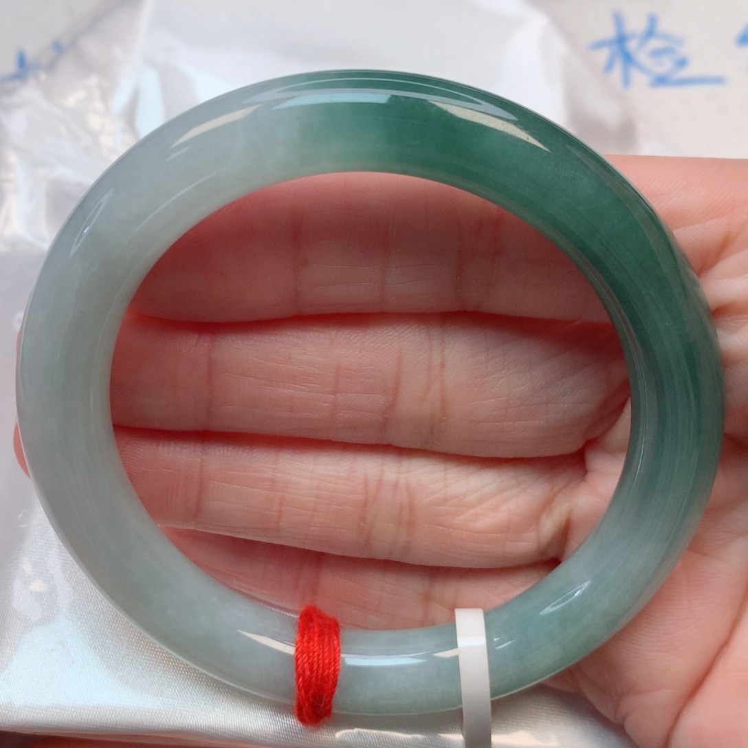 翡翠手镯未镶嵌55.4圆条