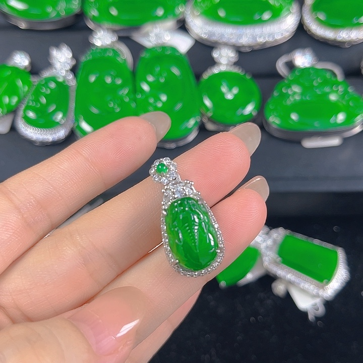 翡翠银S925镶嵌吊坠(不含链)