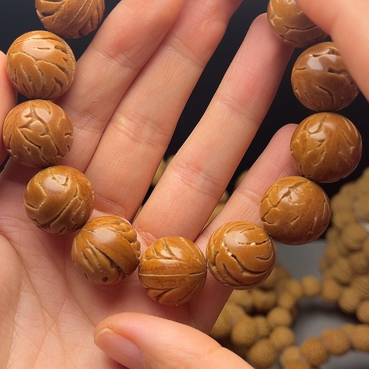 灯***煌吊坠桃核桃核手串