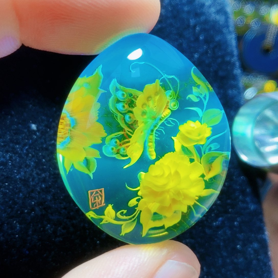 【闪购商品】金珀颈饰未镶嵌琥珀阴雕