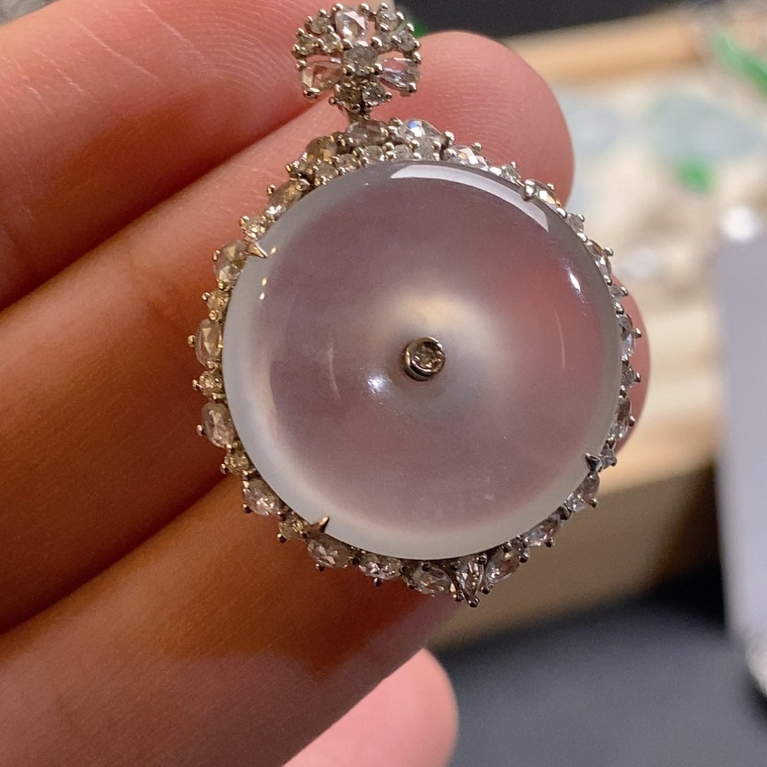 翡翠颈饰18K金镶嵌天然缅甸A货翡翠