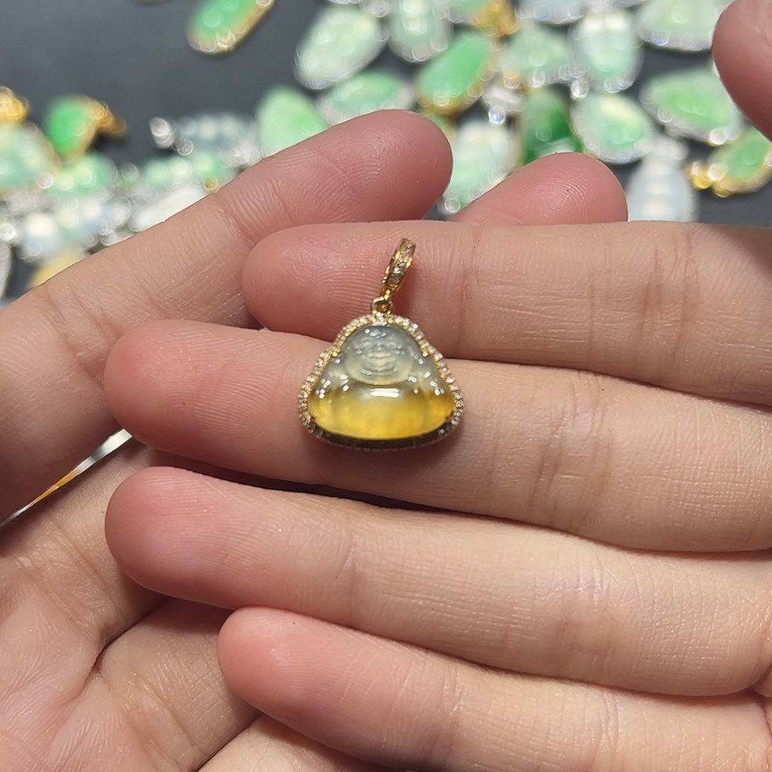 翡翠手链18K金镶嵌栩*吊坠