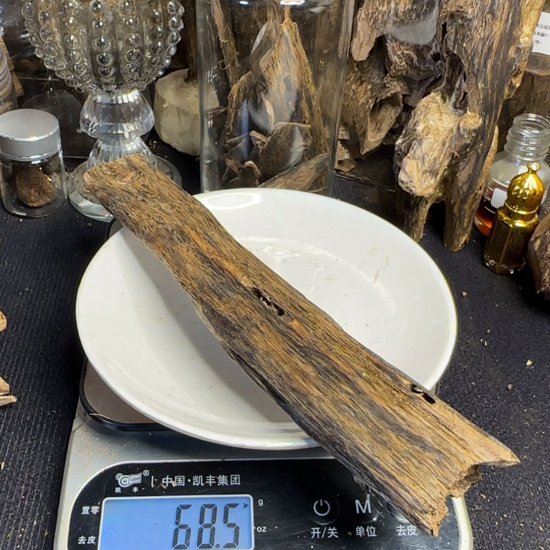 沉香沉香碎屑棋楠沉香68克