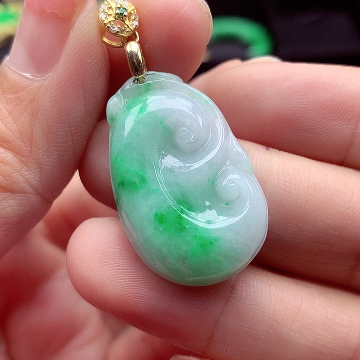 翡翠颈饰银S925镶嵌翡翠